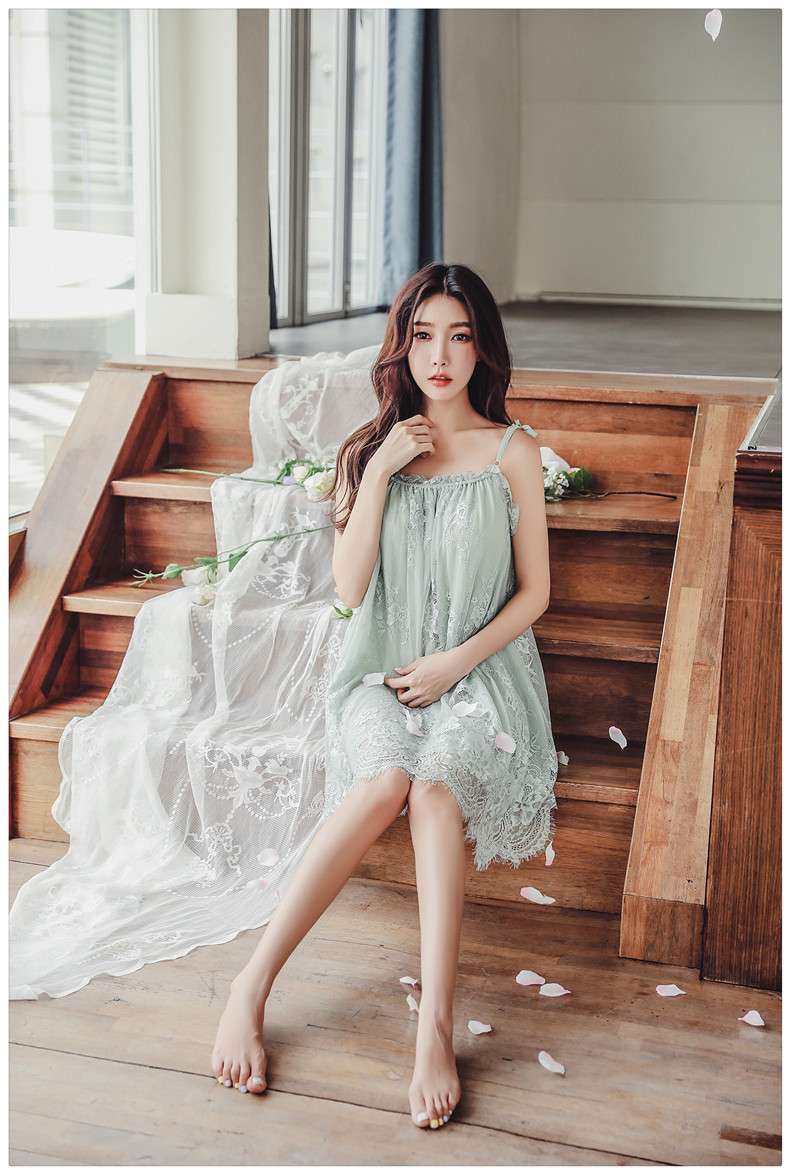 レースたっぷり夢見る女性らしい優雅なナイトウェア レディース ルームウェア