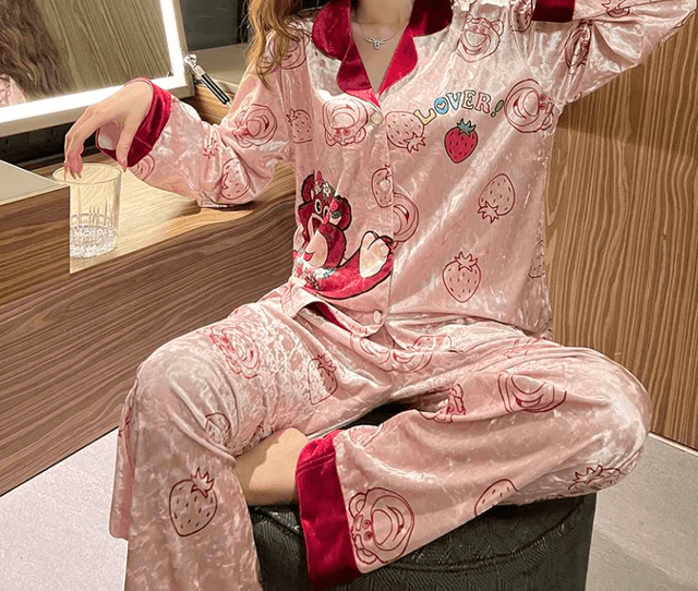 イチゴ柄キャラクター付きパジャマセット レディース ルームウェア