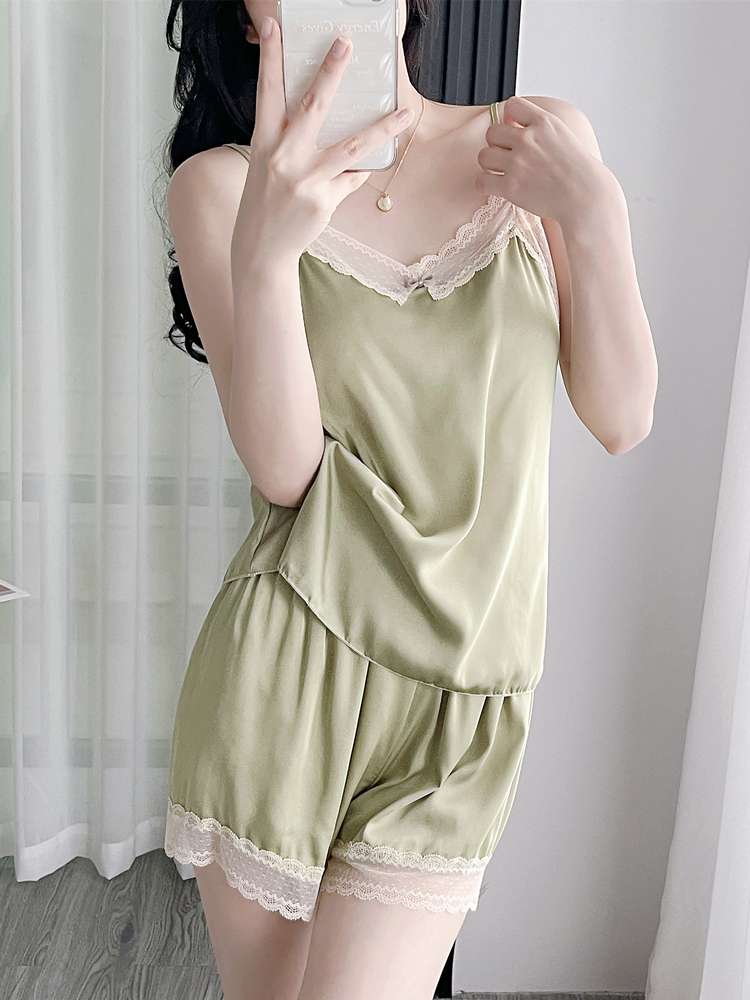 レース縁取りキャミソールとショートパンツセット レディース ルームウェア