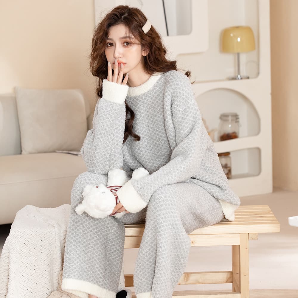 レディース ルームウェア もこもこパイル地 シンプルあったかパジャマ上下セット