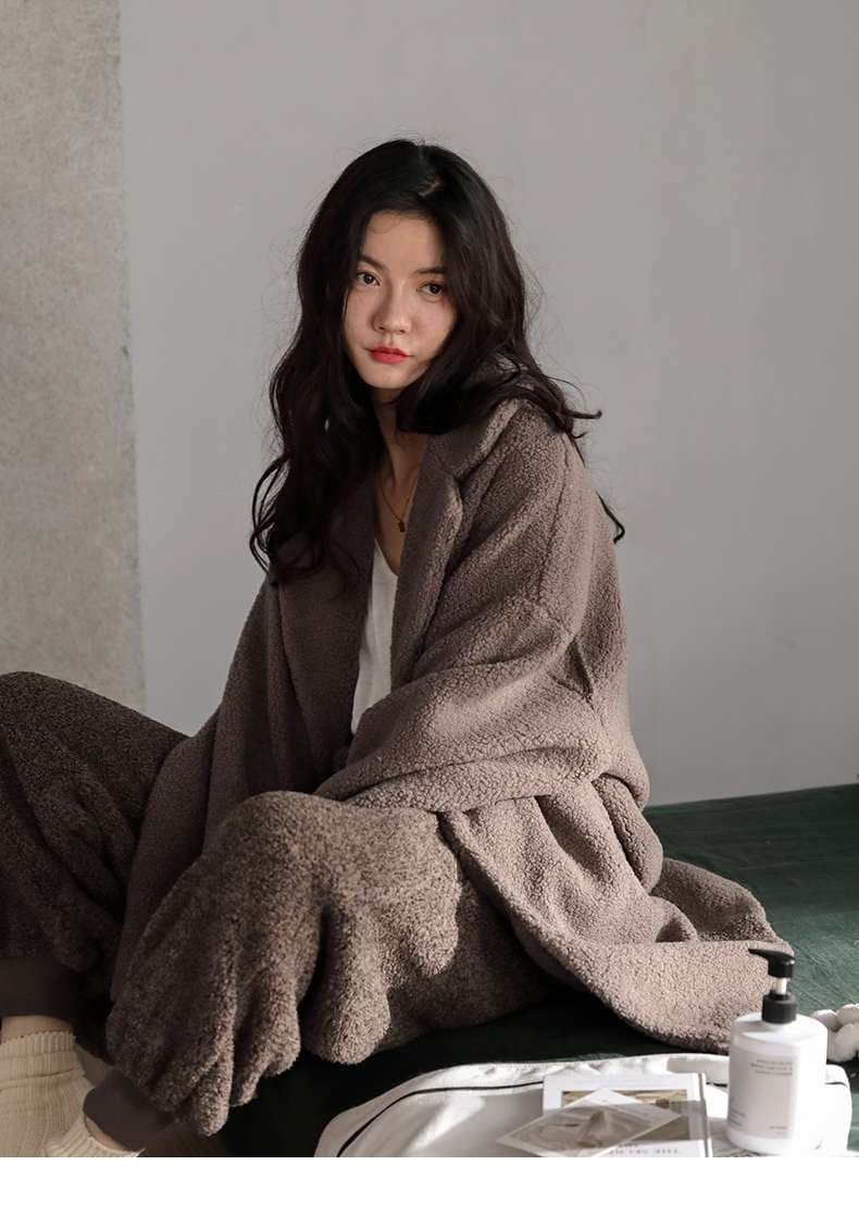 もこもこ素材のゆったり レディース ルームウェア