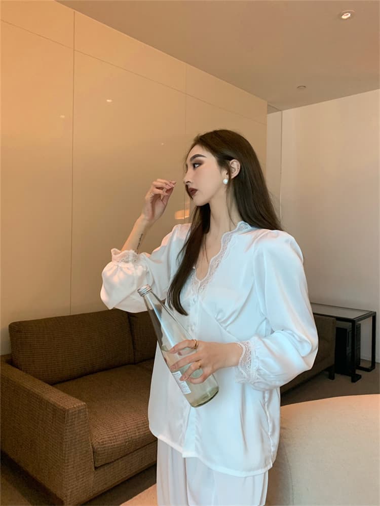 ルームウェア レース縫付ブイネックパジャマセット上下