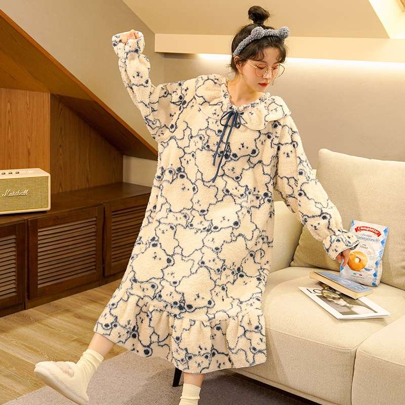 もこもこ可愛らしいくま柄のふわふわワンピース レディース ルームウェア