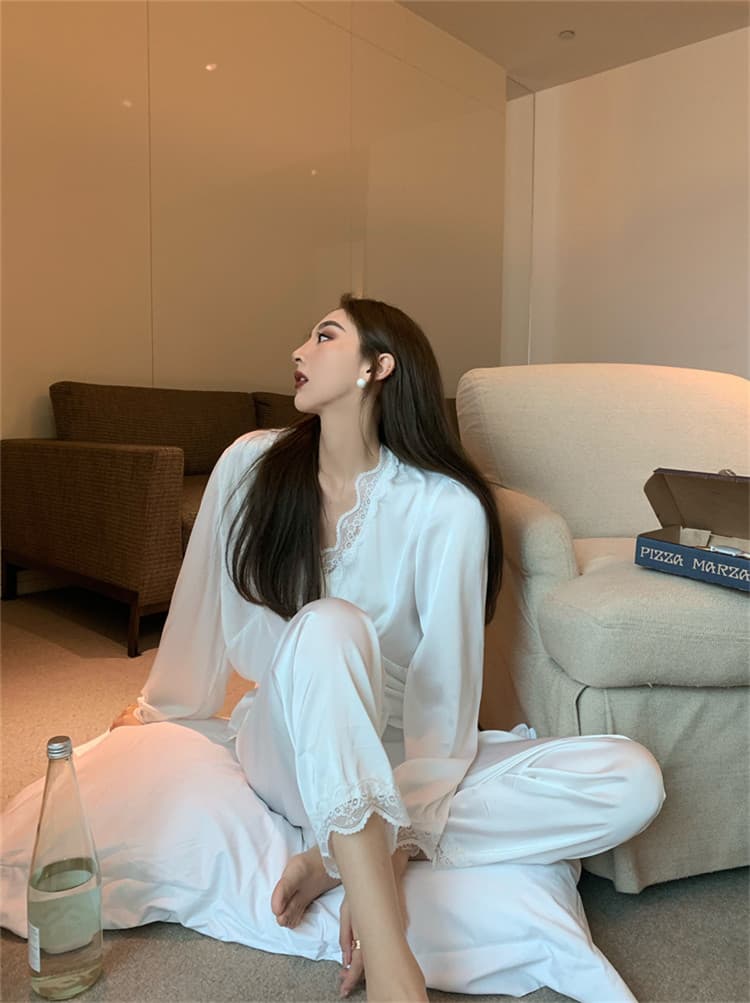 ルームウェア レース縫付ブイネックパジャマセット上下