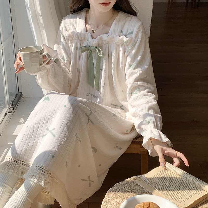 ルームウェア 可愛いリボン付きワンピース型パジャマ