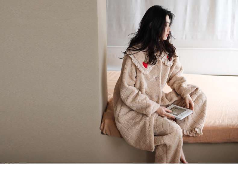 ふわもこ苺モチーフ付きセット レディース ルームウェア