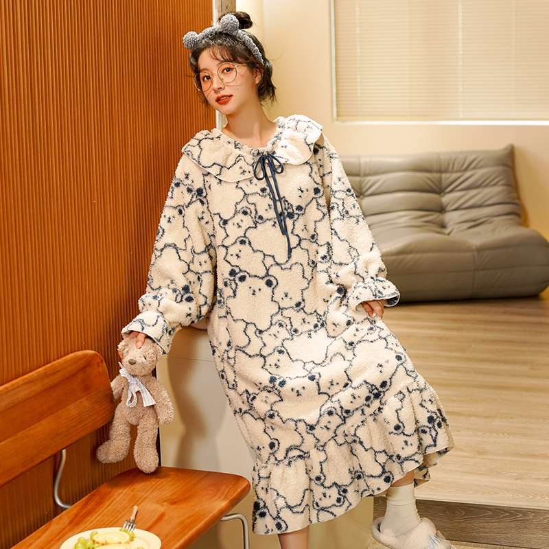 もこもこ可愛らしいくま柄のふわふわワンピース レディース ルームウェア